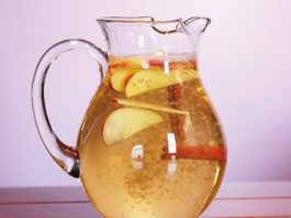 Чудесный напиток из корицы, яблок и лимона поможет снизить вес